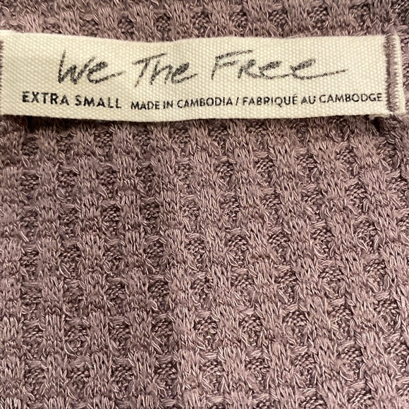 Free People We the Free Santa Clara Thermal Waffle Knit Top Shirt Size XS EUC - Picture 7 of 7